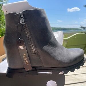 Sorel Joan of Arctic Wedge III zip